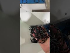 Conditionnement automatique de comptage de joints toriques.